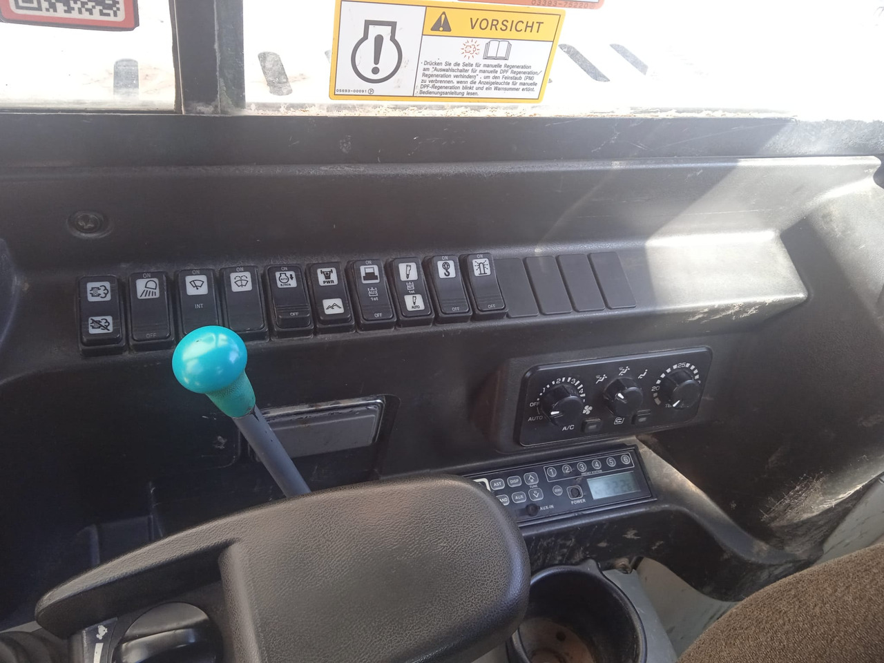 Miniexcavadora TAKEUCHI TB290: foto 13