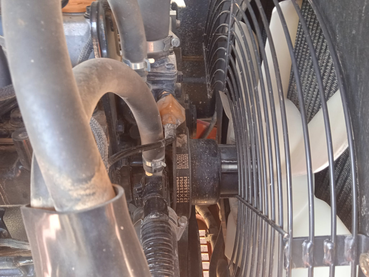 Miniexcavadora TAKEUCHI TB290: foto 17