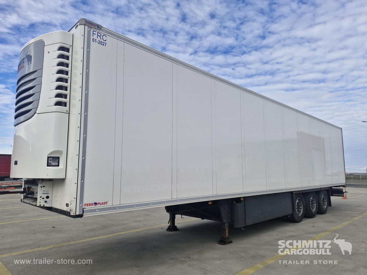 SCHMITZ Reefer Standard Double deck - Semirremolque isotérmico: foto 1 SCHMITZ Reefer Standard Double deck - Semirremolque isotérmico: foto 1