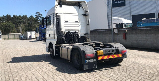 MAN TGX 18.510 4X2 BLS - Cabeza tractora: foto 4 MAN TGX 18.510 4X2 BLS - Cabeza tractora: foto 4