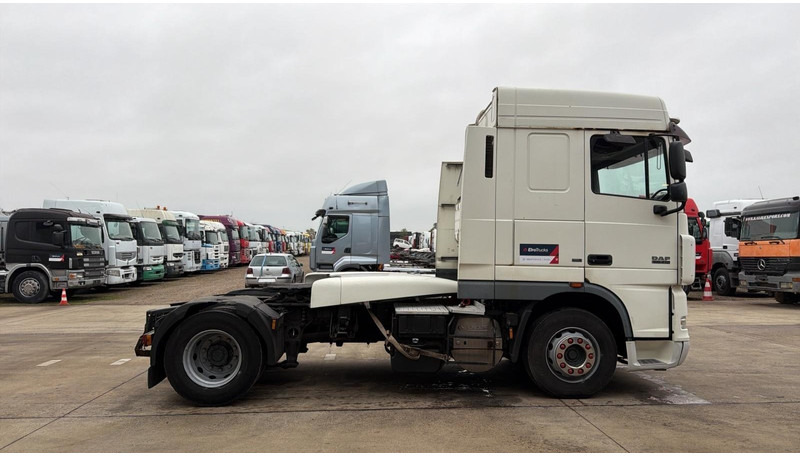 DAF 105 XF 410 (BOITE MANUELLE / MANUAL GEARBOX) - Cabeza tractora: foto 3 DAF 105 XF 410 (BOITE MANUELLE / MANUAL GEARBOX) - Cabeza tractora: foto 3