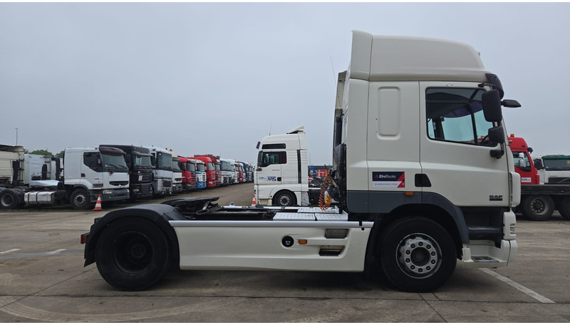 DAF 85 CF 460 (PARFAIT ETAT / PERFECT CONDITION / TRES PROPRE !!!!) - Cabeza tractora: foto 4 DAF 85 CF 460 (PARFAIT ETAT / PERFECT CONDITION / TRES PROPRE !!!!) - Cabeza tractora: foto 4