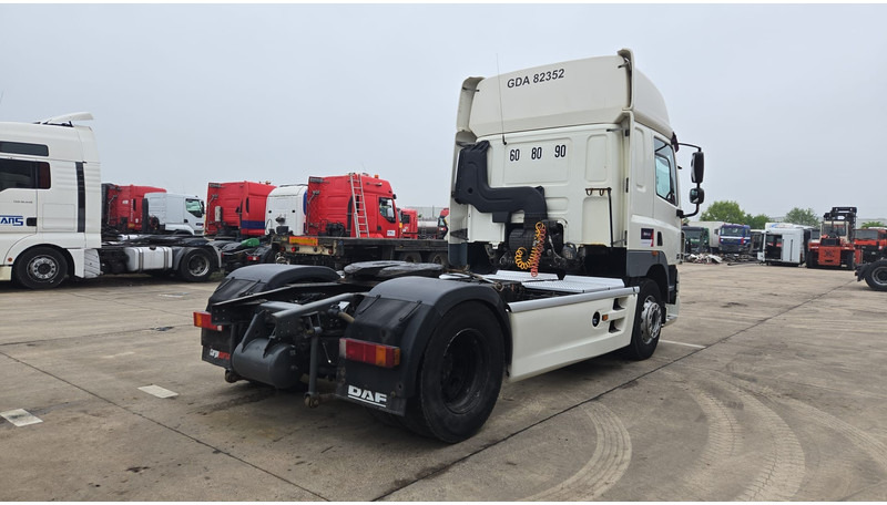 DAF 85 CF 460 (PARFAIT ETAT / PERFECT CONDITION / TRES PROPRE !!!!) - Cabeza tractora: foto 5 DAF 85 CF 460 (PARFAIT ETAT / PERFECT CONDITION / TRES PROPRE !!!!) - Cabeza tractora: foto 5