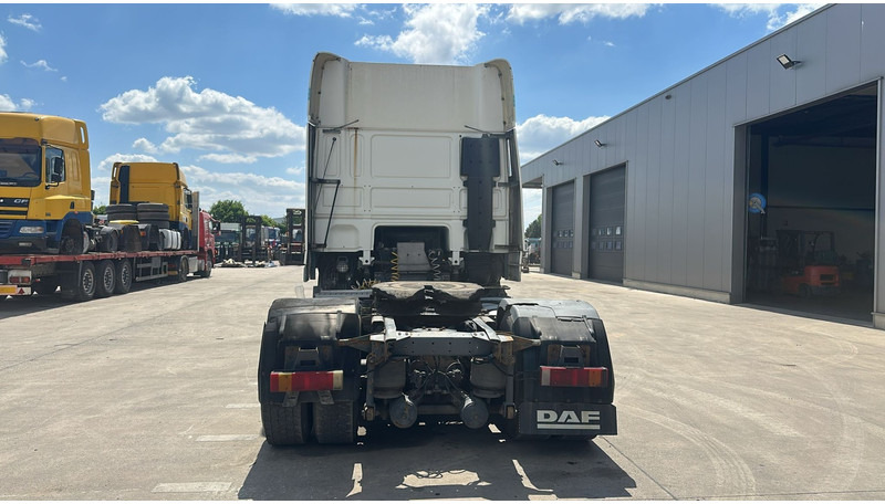 DAF 95 XF 380 (BOITE MANUELLE / EURO 3 / MANUAL GEARBOX / TRES BONNE ETAT) - Cabeza tractora: foto 5 DAF 95 XF 380 (BOITE MANUELLE / EURO 3 / MANUAL GEARBOX / TRES BONNE ETAT) - Cabeza tractora: foto 5
