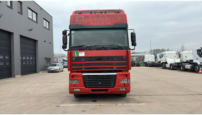 DAF 95 XF 430 (EURO 2 / BOITE MANUELLE / MANUAL GEARBOX / MANUAL PUMP) - Cabeza tractora: foto 2 DAF 95 XF 430 (EURO 2 / BOITE MANUELLE / MANUAL GEARBOX / MANUAL PUMP) - Cabeza tractora: foto 2