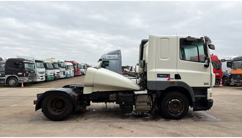 DAF CF 85.460 (BOITE MANUELLE / MANUAL GEARBOX / GOOD CONDITION) - Cabeza tractora: foto 4 DAF CF 85.460 (BOITE MANUELLE / MANUAL GEARBOX / GOOD CONDITION) - Cabeza tractora: foto 4