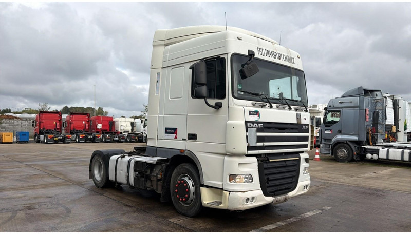 DAF XF 105.410 (BOITE MANUELLE / MANUAL GEARBOX) - Cabeza tractora: foto 2 DAF XF 105.410 (BOITE MANUELLE / MANUAL GEARBOX) - Cabeza tractora: foto 2