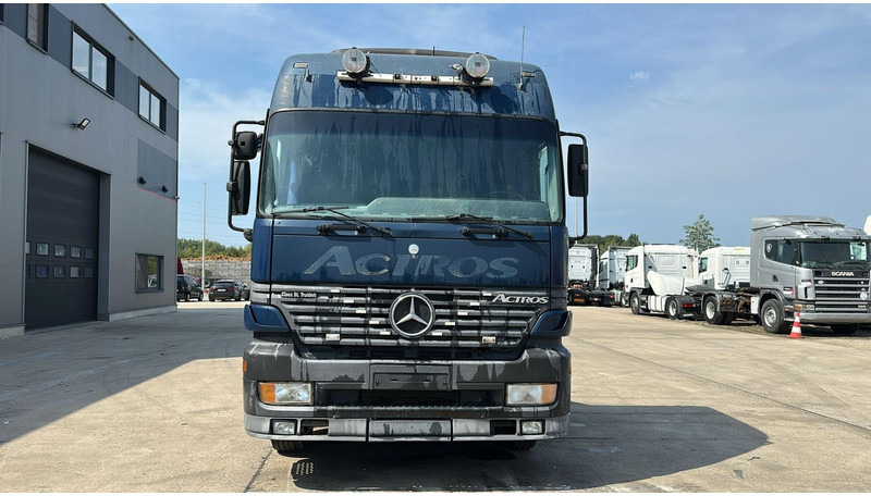 Mercedes-Benz Actros 1835 (EPS / V6 / 3 PEDALES / MP1 / PTO) - Cabeza tractora: foto 2 Mercedes-Benz Actros 1835 (EPS / V6 / 3 PEDALES / MP1 / PTO) - Cabeza tractora: foto 2