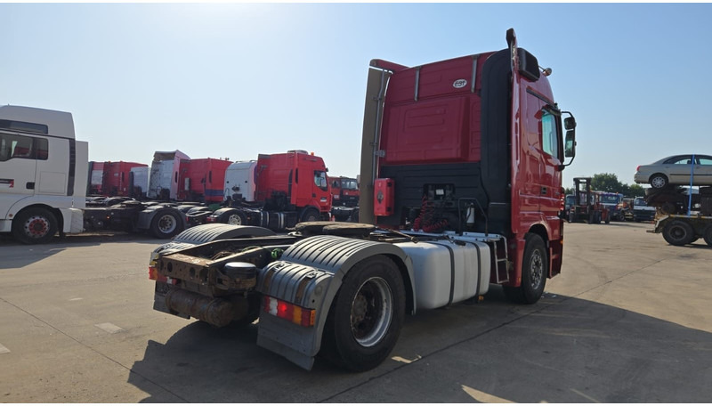 Mercedes-Benz actros 1844 (PARFAIT ETAT / PROPRE / AIRCO / MP2 / V6) - Cabeza tractora: foto 5 Mercedes-Benz actros 1844 (PARFAIT ETAT / PROPRE / AIRCO / MP2 / V6) - Cabeza tractora: foto 5