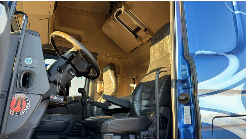 Cabeza tractora Scania r560 (EURO 5 / MANUAL GEARBOX / 6X2 / BELGIAN TRUCK / PERFECT CONDITION / FULL AIR / RETARDER): foto 18 Cabeza tractora Scania r560 (EURO 5 / MANUAL GEARBOX / 6X2 / BELGIAN TRUCK / PERFECT CONDITION / FULL AIR / RETARDER): foto 18