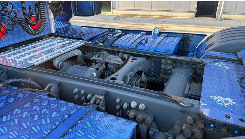 Cabeza tractora Scania r560 (EURO 5 / MANUAL GEARBOX / 6X2 / BELGIAN TRUCK / PERFECT CONDITION / FULL AIR / RETARDER): foto 15 Cabeza tractora Scania r560 (EURO 5 / MANUAL GEARBOX / 6X2 / BELGIAN TRUCK / PERFECT CONDITION / FULL AIR / RETARDER): foto 15