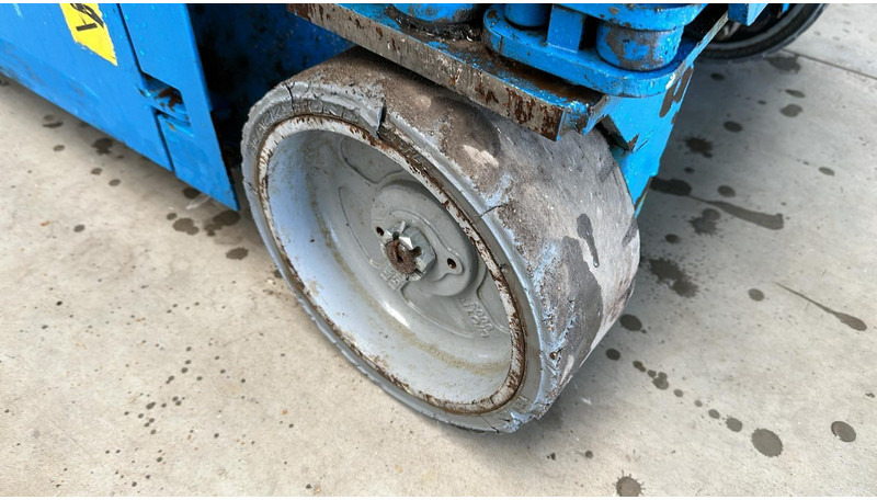 Genie GS1932 (8 meter) - Plataforma de tijeras: foto 5 Genie GS1932 (8 meter) - Plataforma de tijeras: foto 5