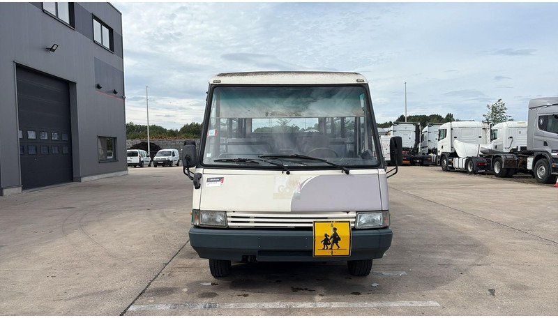 Iveco 59-12 (BELGIAN BUS / 29 SEATS / MANUAL PUMP / LAMES / STEEL SUSP.) - Autobús urbano: foto 5 Iveco 59-12 (BELGIAN BUS / 29 SEATS / MANUAL PUMP / LAMES / STEEL SUSP.) - Autobús urbano: foto 5