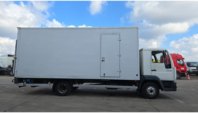 MAN TGL 8.180 (MANUAL GEARBOX / BELGIAN TRUCK / STEEL SUSPENSION) - Camión caja cerrada: foto 5 MAN TGL 8.180 (MANUAL GEARBOX / BELGIAN TRUCK / STEEL SUSPENSION) - Camión caja cerrada: foto 5
