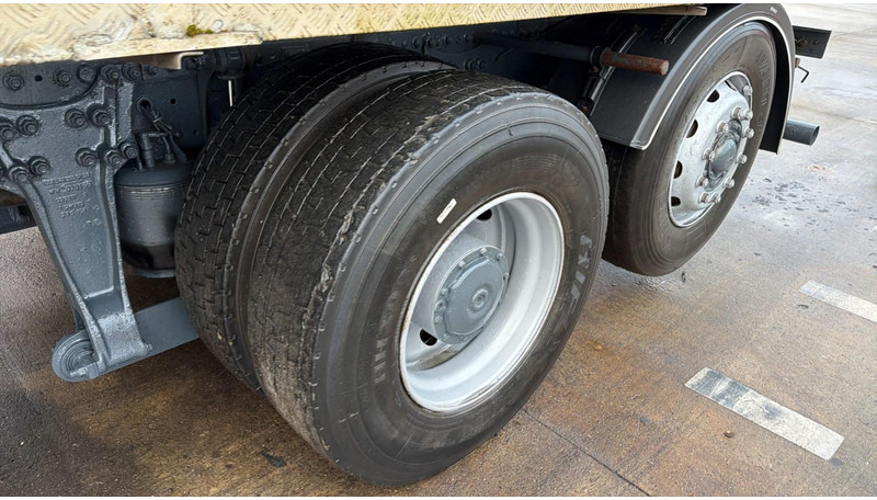 Leasing de Mercedes-Benz ACTROS 2531 (16000 L / GRAND PONT / EPS / 6X2 / 3 PEDALES / V6) Mercedes-Benz ACTROS 2531 (16000 L / GRAND PONT / EPS / 6X2 / 3 PEDALES / V6): foto 15