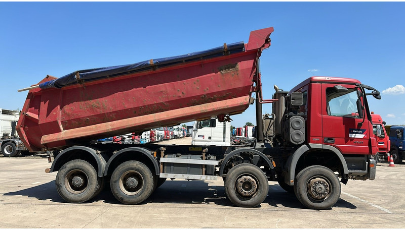 Mercedes-Benz Actros 4141 (8X6 / LAMES / STEEL / BIG AXLE / GRAND PONT / TAMBOURS / MANUAL GETRIEBE / MANUAL GEARBOX) - Camión volquete: foto 5 Mercedes-Benz Actros 4141 (8X6 / LAMES / STEEL / BIG AXLE / GRAND PONT / TAMBOURS / MANUAL GETRIEBE / MANUAL GEARBOX) - Camión volquete: foto 5
