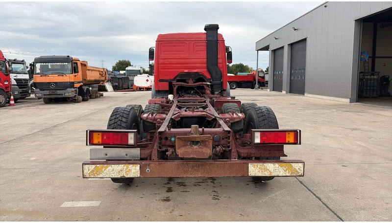 Mercedes-Benz SK 2233 (GRAND PONT / V8 AVEC 2X TURBO / BIG AXLE) - Camión chasis: foto 5 Mercedes-Benz SK 2233 (GRAND PONT / V8 AVEC 2X TURBO / BIG AXLE) - Camión chasis: foto 5