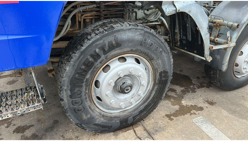 Leasing de Volvo FL 12.380 (8X4 /STEEL SUSP. / BOITE MANUELLE / MANUAL GEARBOX) Volvo FL 12.380 (8X4 /STEEL SUSP. / BOITE MANUELLE / MANUAL GEARBOX): foto 8 Leasing de Volvo FL 12.380 (8X4 /STEEL SUSP. / BOITE MANUELLE / MANUAL GEARBOX) Volvo FL 12.380 (8X4 /STEEL SUSP. / BOITE MANUELLE / MANUAL GEARBOX): foto 8