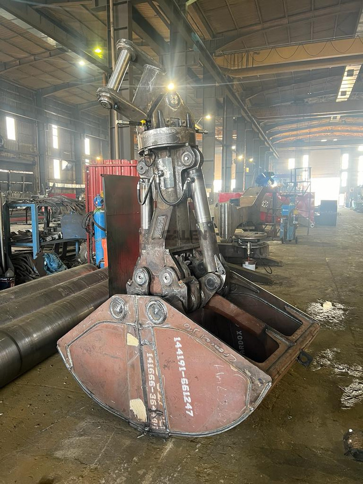 CATERPILLAR 330 Clamshell Bucket - Cuchara de mordazas para Equipo portuario: foto 2 CATERPILLAR 330 Clamshell Bucket - Cuchara de mordazas para Equipo portuario: foto 2