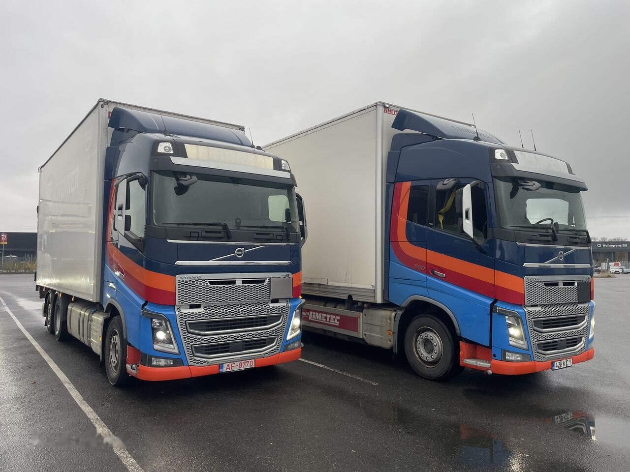 Volvo FH550 - Camión caja cerrada: foto 1 Volvo FH550 - Camión caja cerrada: foto 1