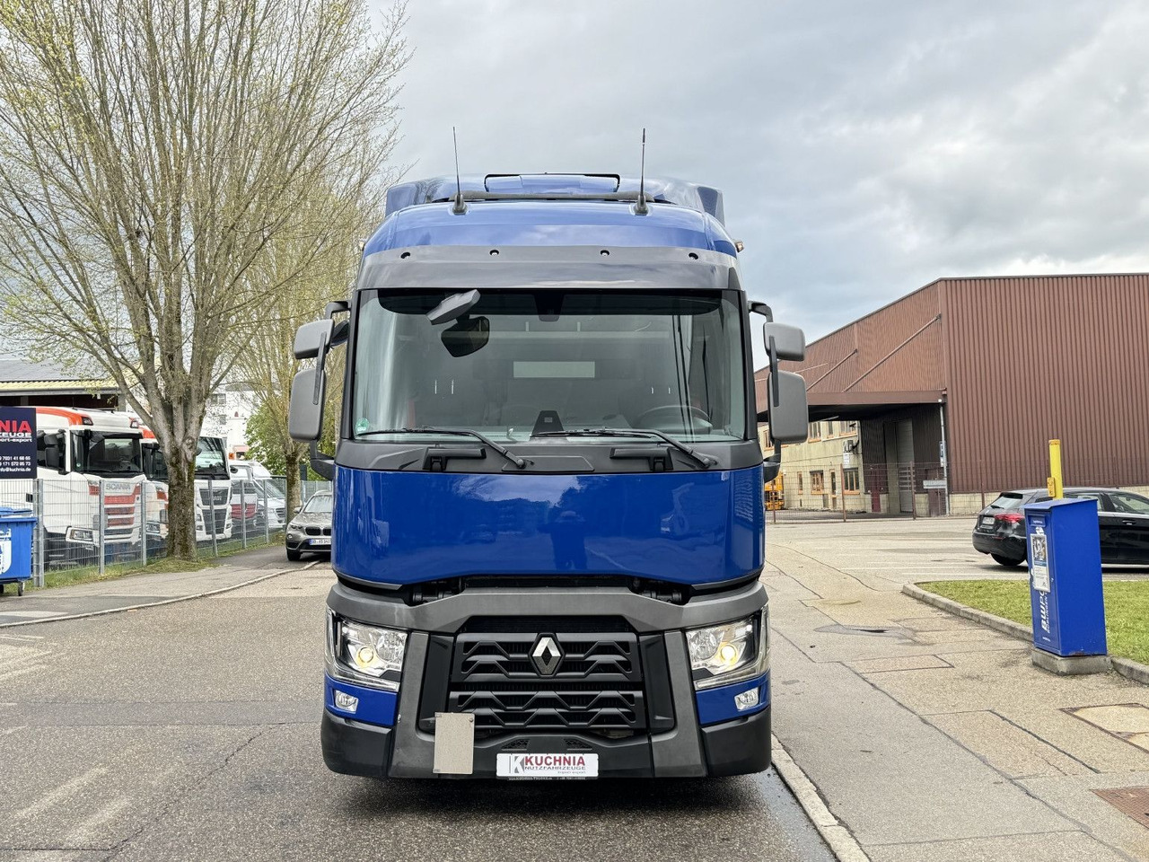 Renault T460 S-Cab X-Low 2-Tanks Hubsattel Standklima - Cabeza tractora: foto 3 Renault T460 S-Cab X-Low 2-Tanks Hubsattel Standklima - Cabeza tractora: foto 3