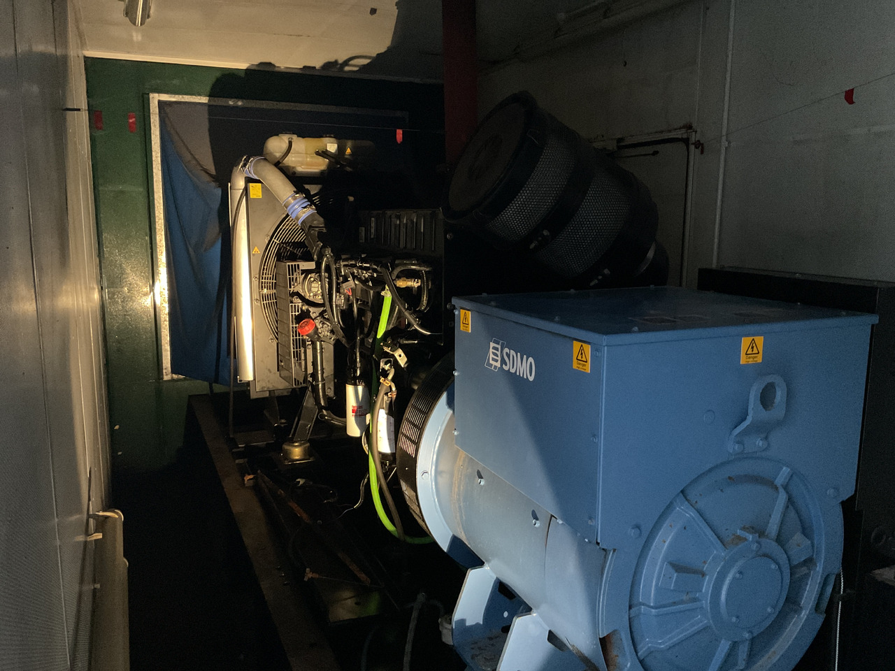 Volvo 1242GE, 450KVA super silent generator station. Complete and low hours. - Generador industriale: foto 5 Volvo 1242GE, 450KVA super silent generator station. Complete and low hours. - Generador industriale: foto 5