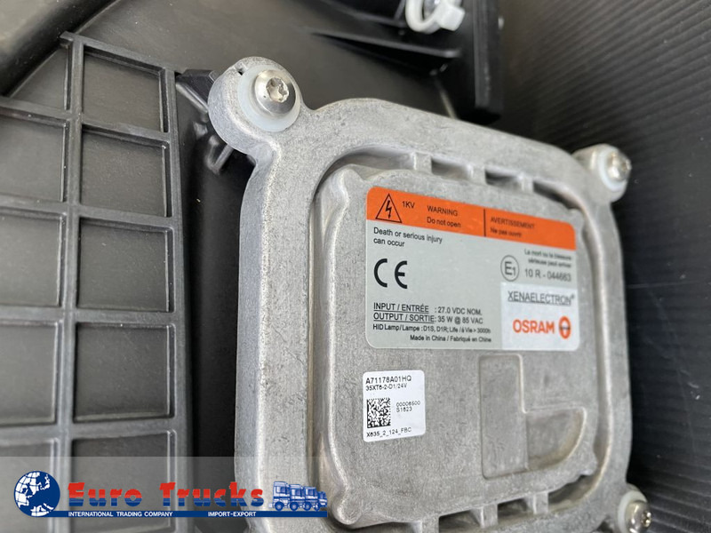 Mercedes-Benz Head light unit MP4 - Faro delantero para Camión: foto 4 Mercedes-Benz Head light unit MP4 - Faro delantero para Camión: foto 4