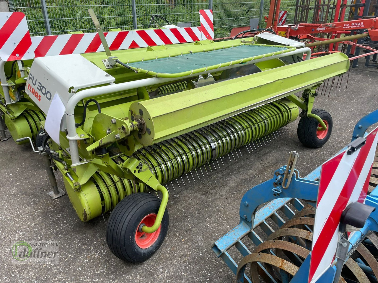 CLAAS PU 300 HD - Accesorios para cosechadoras de forraje: foto 1 CLAAS PU 300 HD - Accesorios para cosechadoras de forraje: foto 1