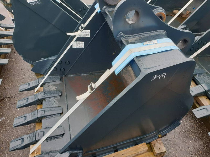 Hyundai Excavator digging bucket 140, 61K4-30501 - Cazo para Maquinaria de construcción: foto 2 Hyundai Excavator digging bucket 140, 61K4-30501 - Cazo para Maquinaria de construcción: foto 2