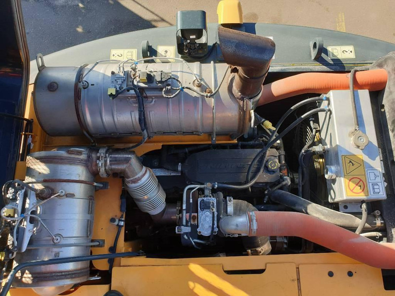 Excavadora de ruedas Hyundai HW140: foto 12