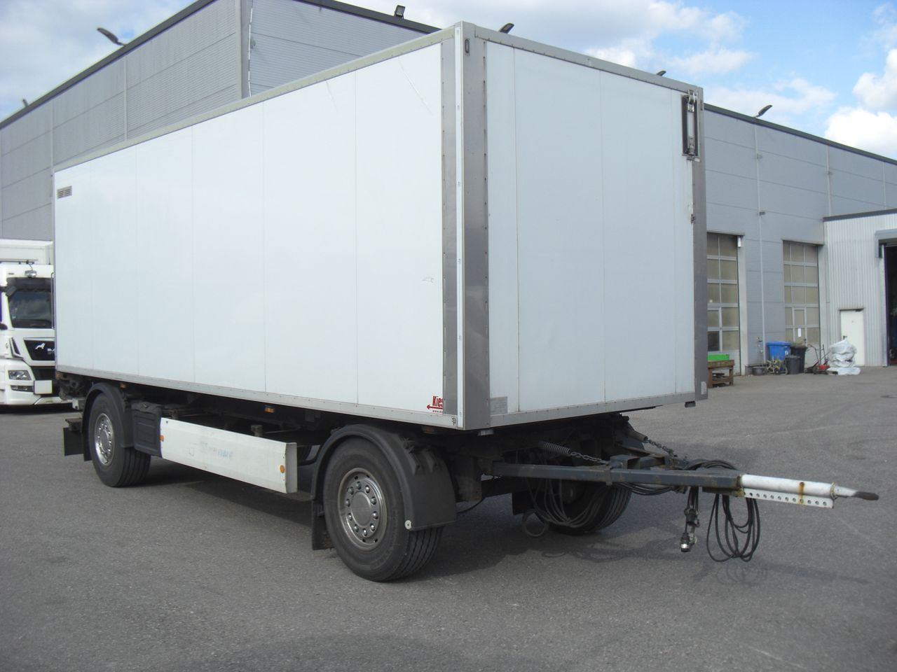 Magyar SR34MD1 / 3 KAMMERN - Semirremolque cisterna: foto 3 Magyar SR34MD1 / 3 KAMMERN - Semirremolque cisterna: foto 3