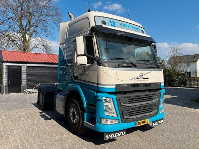 Volvo FM460 Globetrotter PTO - Cabeza tractora: foto 2 Volvo FM460 Globetrotter PTO - Cabeza tractora: foto 2