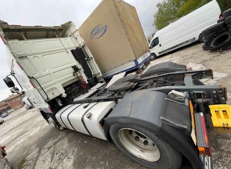 DAF XF 105 - Cabeza tractora: foto 4 DAF XF 105 - Cabeza tractora: foto 4