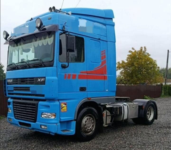 DAF XF 95 Tractor unit - Cabeza tractora: foto 5 DAF XF 95 Tractor unit - Cabeza tractora: foto 5
