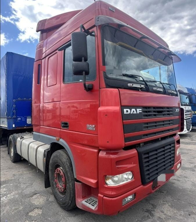 DAF XF 95 Tractor unit - Cabeza tractora: foto 1 DAF XF 95 Tractor unit - Cabeza tractora: foto 1