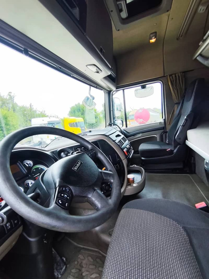 Daf XF105 - Cabeza tractora: foto 4 Daf XF105 - Cabeza tractora: foto 4