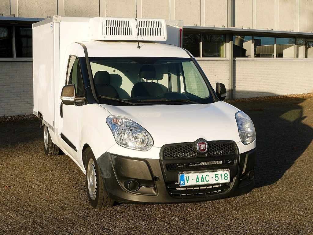 Fiat DOBLO 1.6 KUHLKOFFER CARRIER XARIOS -20 / AIRCO - Furgoneta frigorifica: foto 1 Fiat DOBLO 1.6 KUHLKOFFER CARRIER XARIOS -20 / AIRCO - Furgoneta frigorifica: foto 1