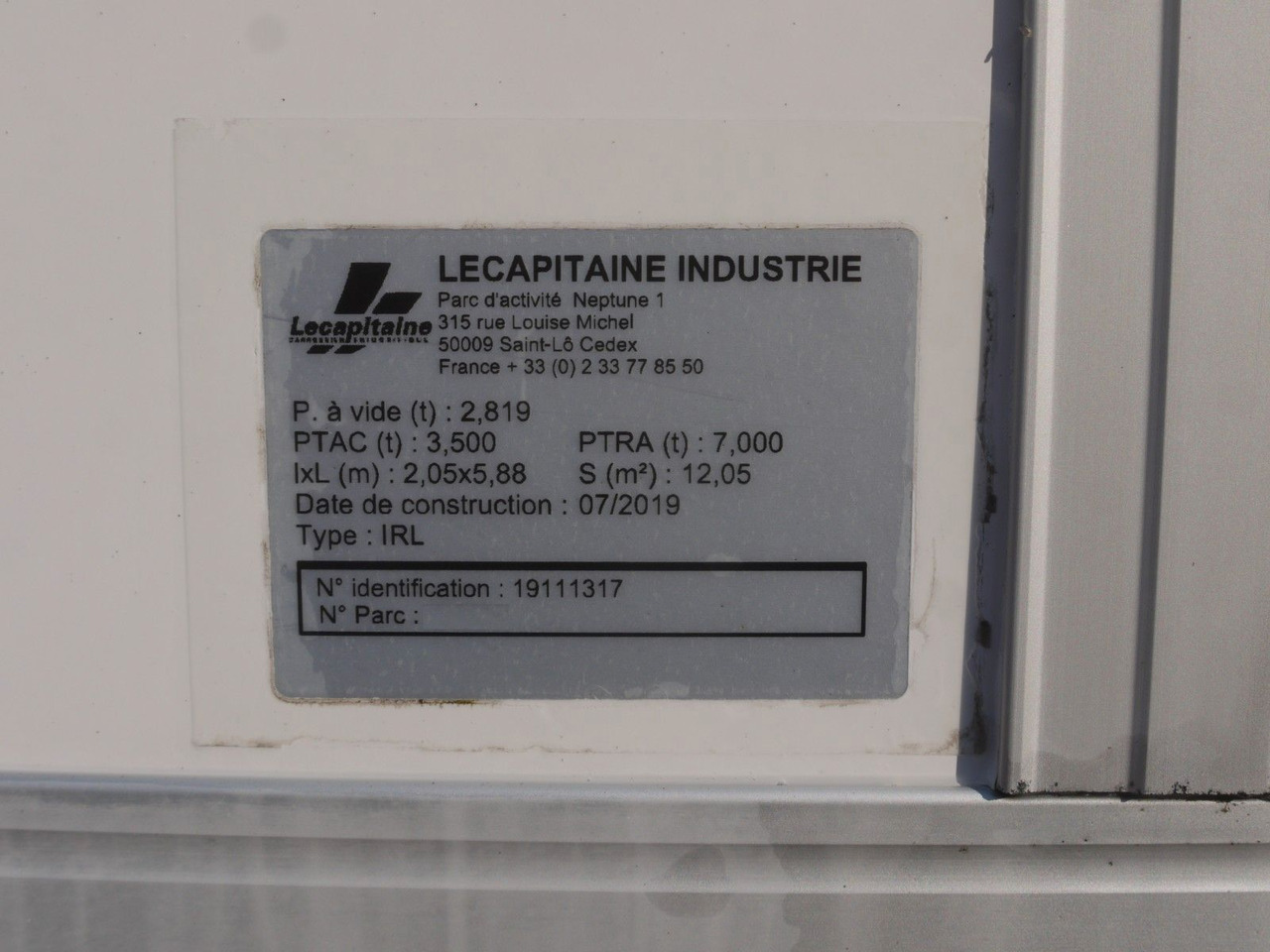 Iveco 35S14 DAILY ISOTHERMKOFFER LADEBORDWAND luft fed - Furgoneta frigorifica: foto 4 Iveco 35S14 DAILY ISOTHERMKOFFER LADEBORDWAND luft fed - Furgoneta frigorifica: foto 4