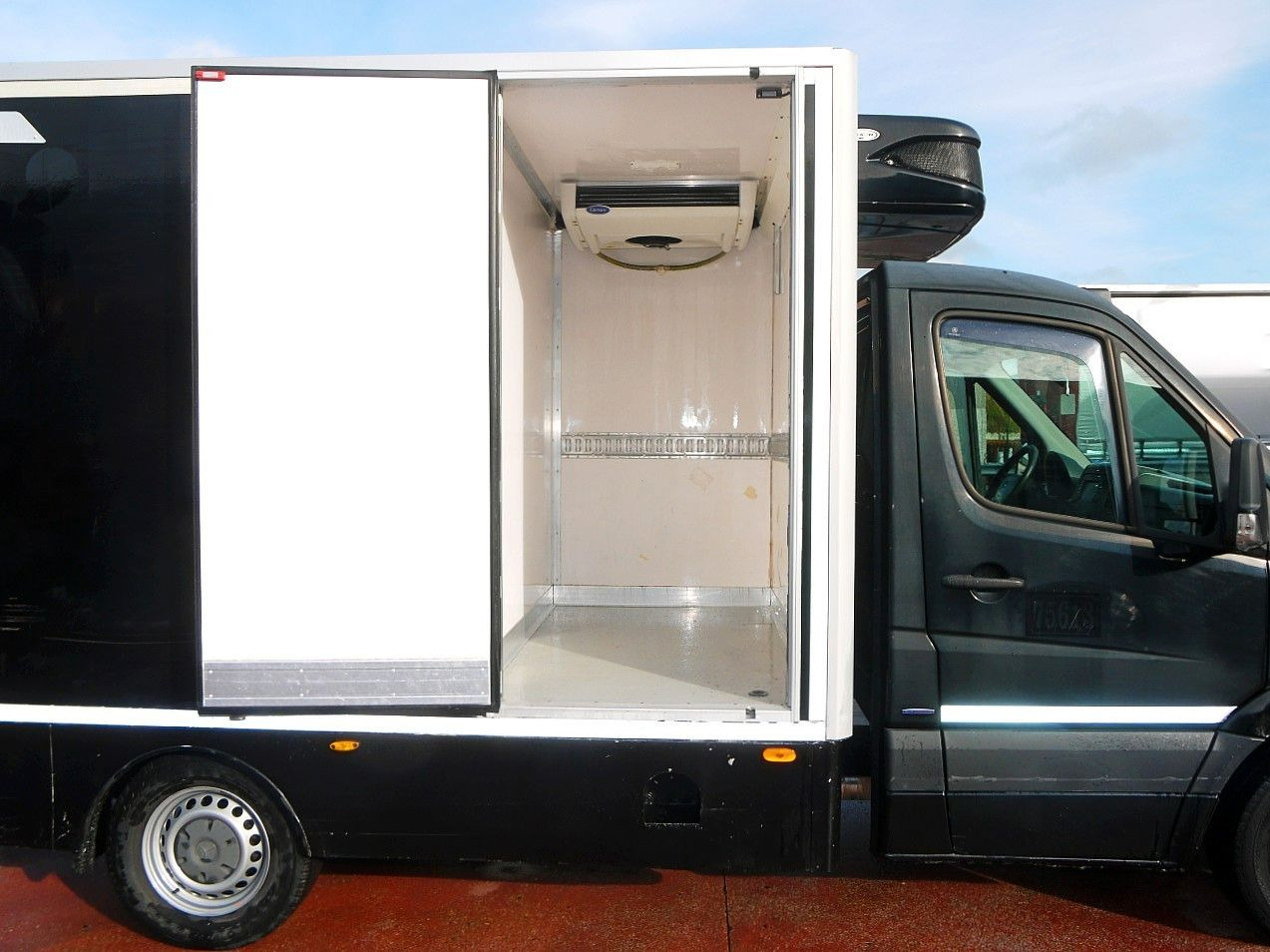 Furgoneta frigorifica Mercedes-Benz 319 SPRINTER V6 KUHLKOFFER CARRIER PULSOR 600 MT: foto 11 Furgoneta frigorifica Mercedes-Benz 319 SPRINTER V6 KUHLKOFFER CARRIER PULSOR 600 MT: foto 11