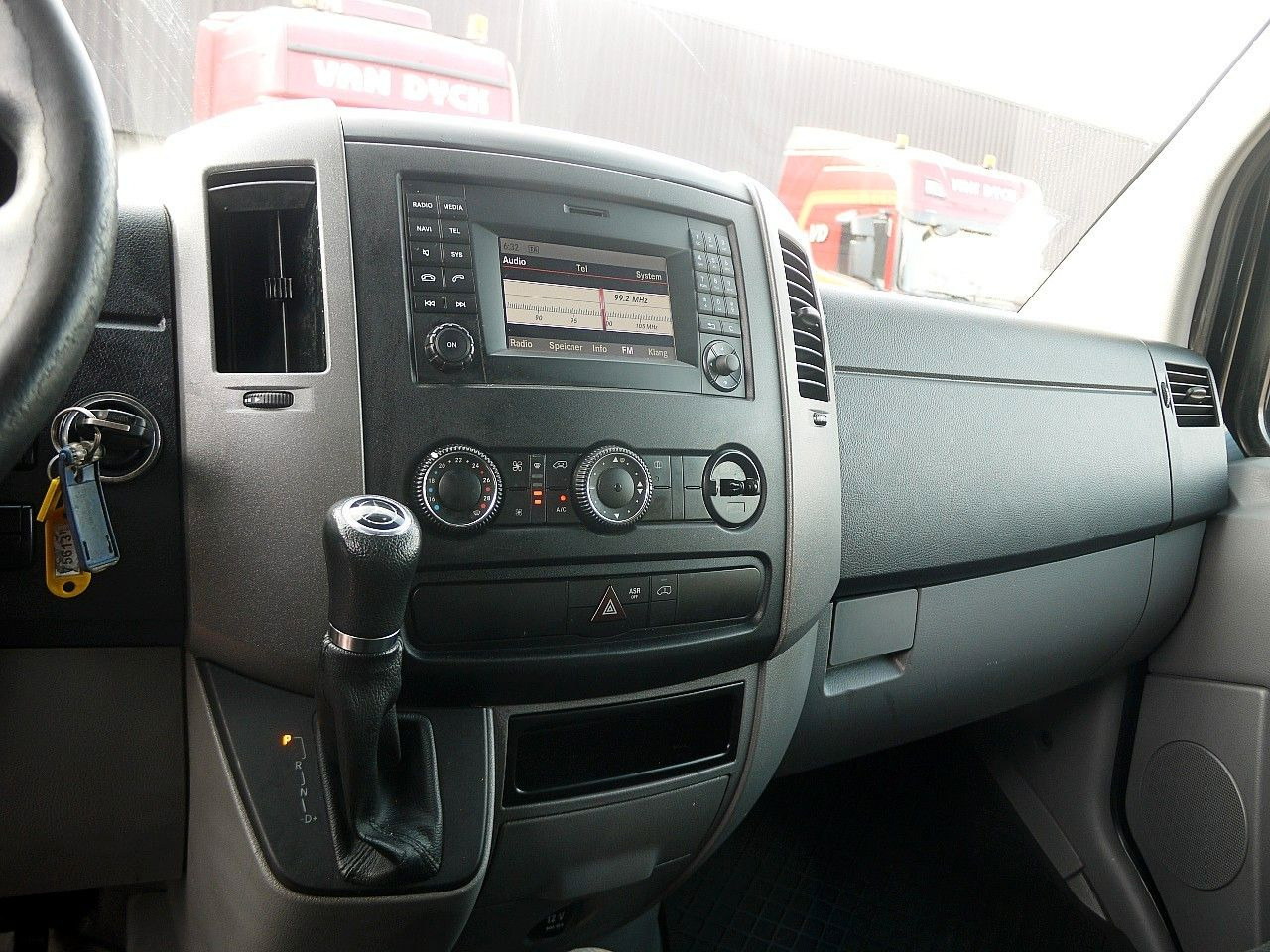 Furgoneta frigorifica Mercedes-Benz 319 SPRINTER V6 KUHLKOFFER CARRIER PULSOR 600 MT: foto 14 Furgoneta frigorifica Mercedes-Benz 319 SPRINTER V6 KUHLKOFFER CARRIER PULSOR 600 MT: foto 14