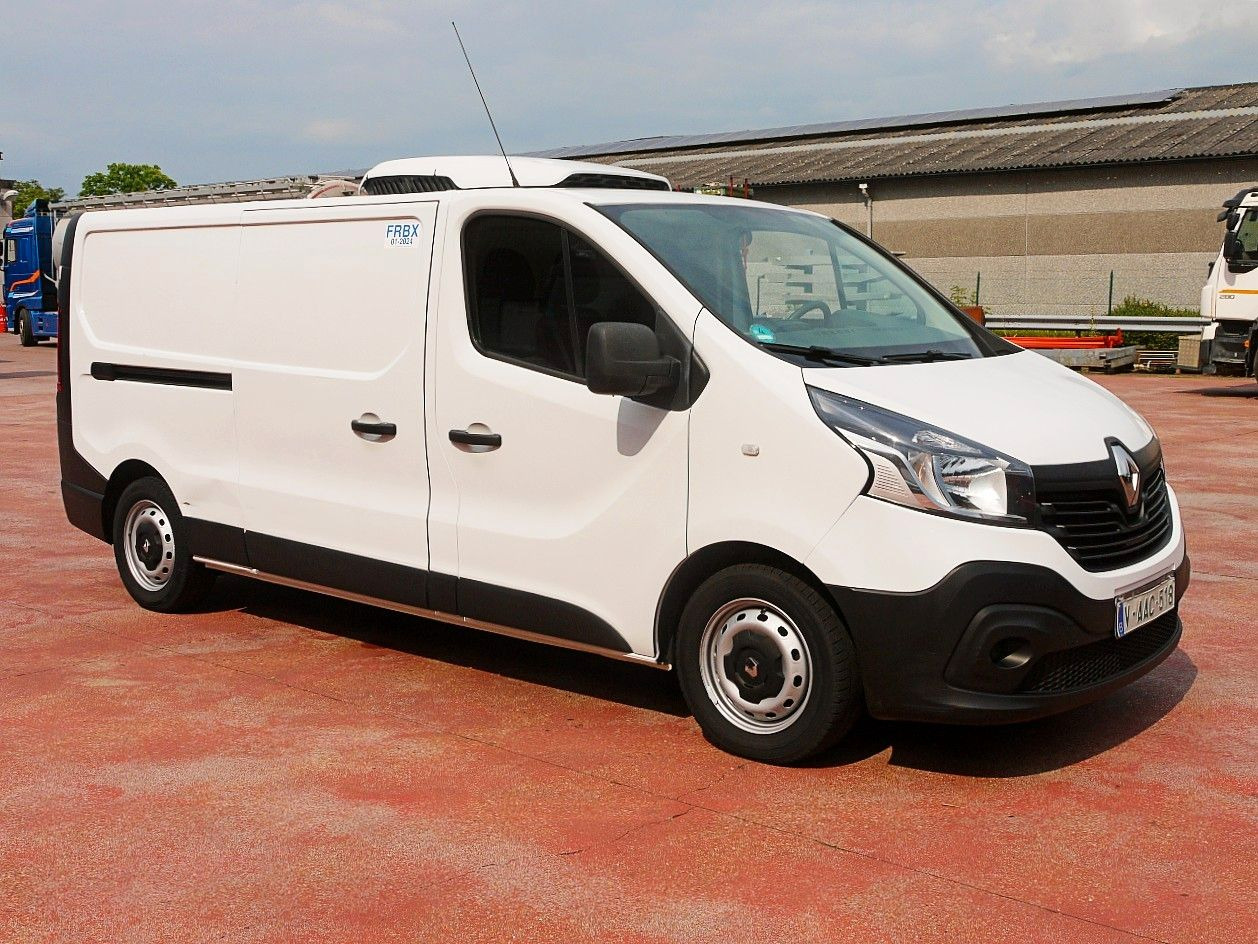 Renault TRAFIC L KUHLKASTENWAGEN CARRIER XARIOS 200 -20c - Furgoneta frigorifica: foto 2 Renault TRAFIC L KUHLKASTENWAGEN CARRIER XARIOS 200 -20c - Furgoneta frigorifica: foto 2