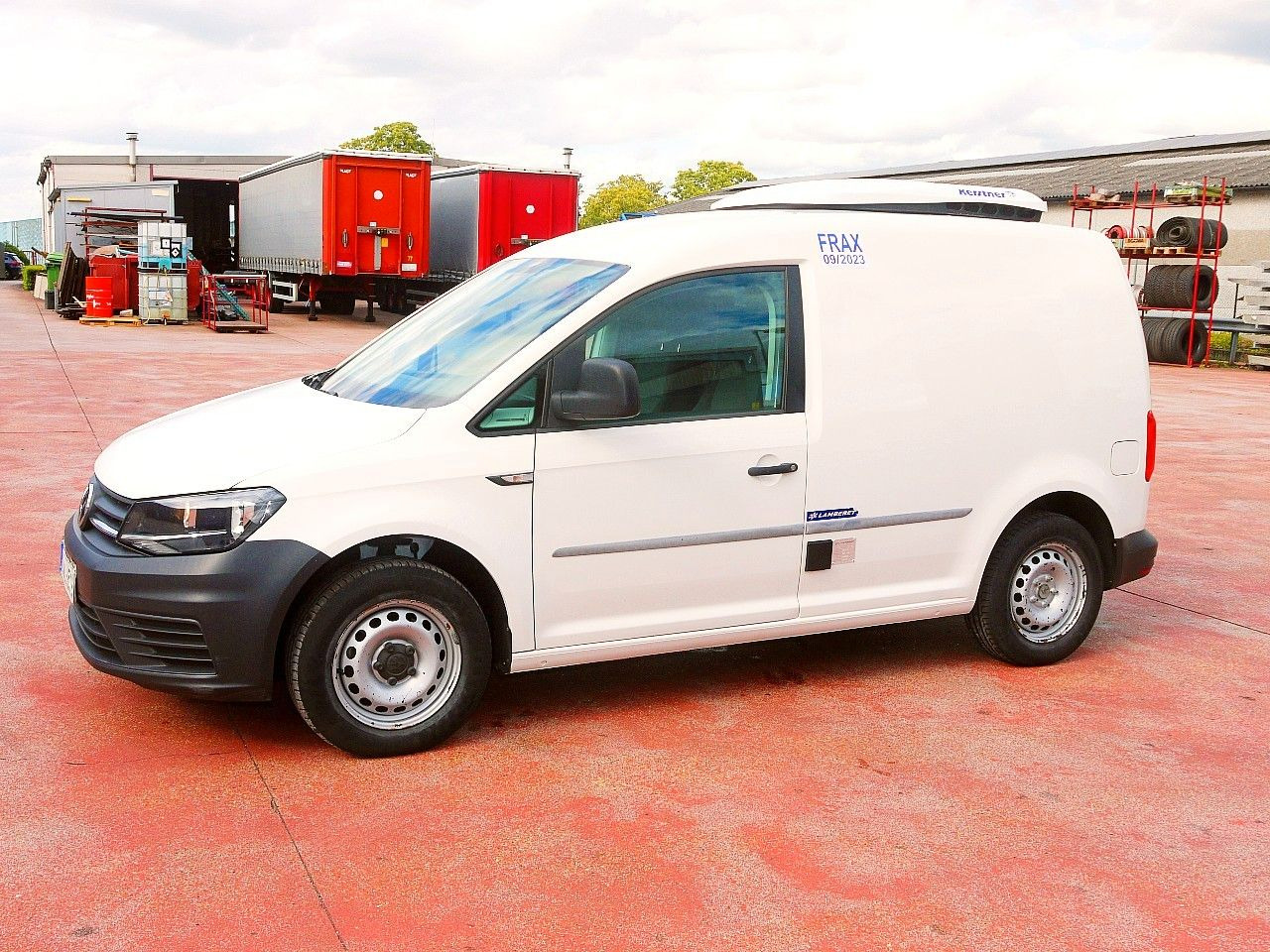 Volkswagen CADDY 2.0 KONVEKTA -2c A/C €6 - Furgoneta frigorifica: foto 4 Volkswagen CADDY 2.0 KONVEKTA -2c A/C €6 - Furgoneta frigorifica: foto 4