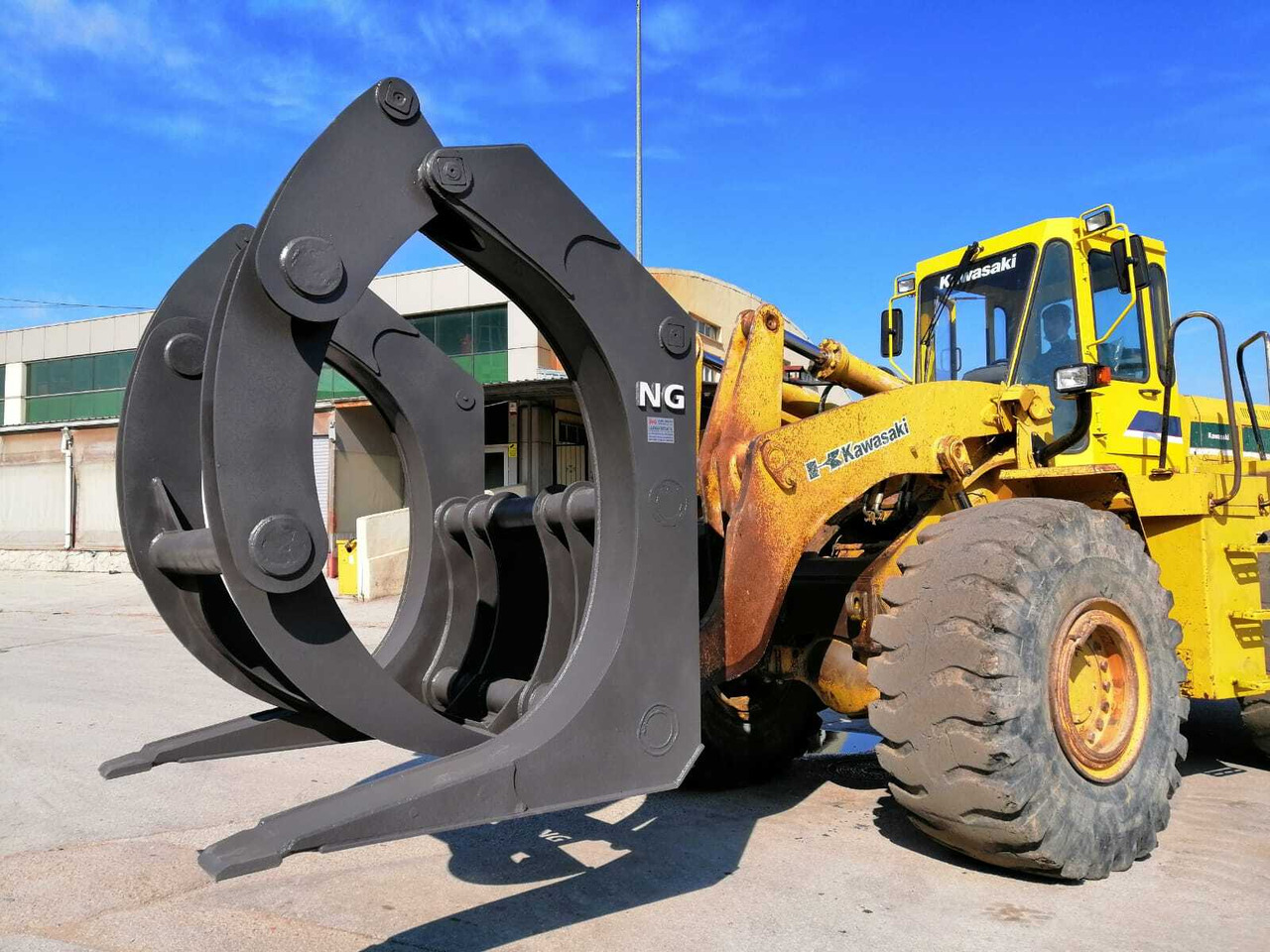 LOADER LOG GRAPPLE - TIMBER GRAPPLE - Pinza de manipulación para Cargadora: foto 1 LOADER LOG GRAPPLE - TIMBER GRAPPLE - Pinza de manipulación para Cargadora: foto 1