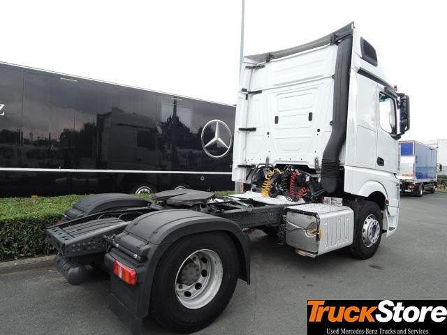 Mercedes-Benz Actros 1843 LS - Cabeza tractora: foto 4 Mercedes-Benz Actros 1843 LS - Cabeza tractora: foto 4