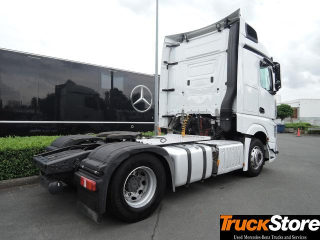 Mercedes-Benz Actros 1845 LS - Cabeza tractora: foto 4 Mercedes-Benz Actros 1845 LS - Cabeza tractora: foto 4