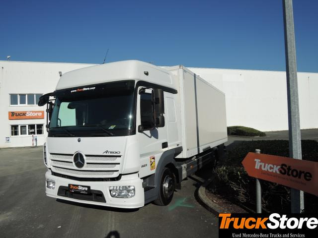 Mercedes-Benz Atego 823 L - Furgoneta caja cerrada: foto 1 Mercedes-Benz Atego 823 L - Furgoneta caja cerrada: foto 1