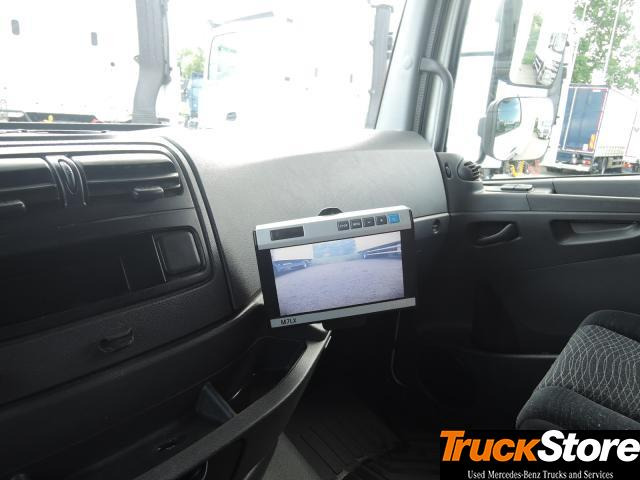 Mercedes-Benz Atego 916 L - Camión caja cerrada: foto 2 Mercedes-Benz Atego 916 L - Camión caja cerrada: foto 2