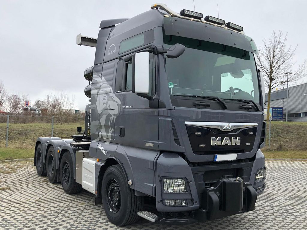MAN TGX 41.640 8x4 Euro 6,Schwerlast 250t MAN TGX 41.640 8x4 Euro 6,Schwerlast 250t - Cabeza tractora: foto 1 MAN TGX 41.640 8x4 Euro 6,Schwerlast 250t MAN TGX 41.640 8x4 Euro 6,Schwerlast 250t - Cabeza tractora: foto 1