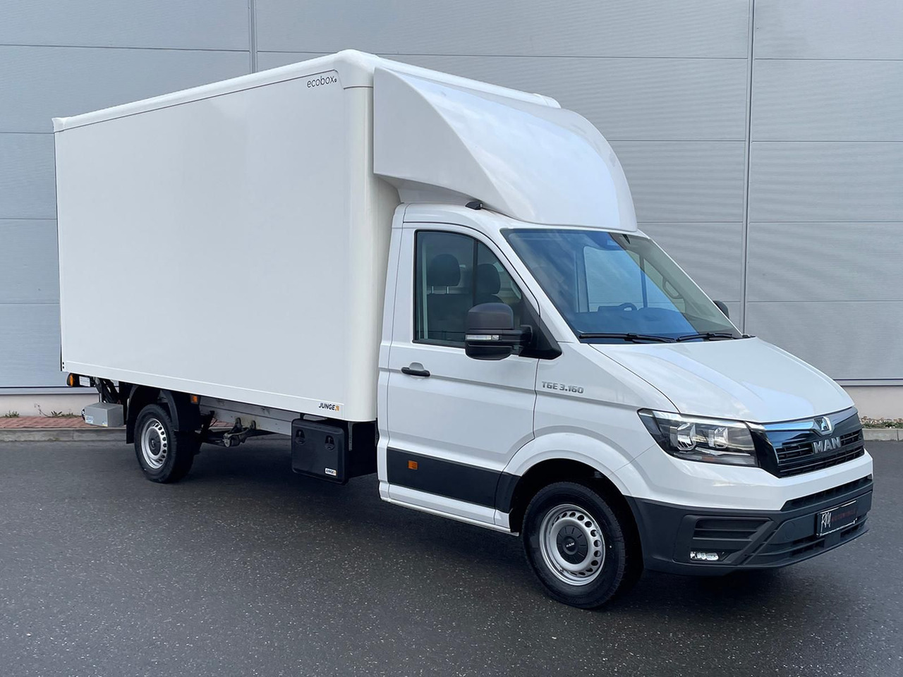 MAN TGE 3.160 Fahrgestell Einzelkabine Koffer NAVI - Furgoneta caja cerrada: foto 2 MAN TGE 3.160 Fahrgestell Einzelkabine Koffer NAVI - Furgoneta caja cerrada: foto 2