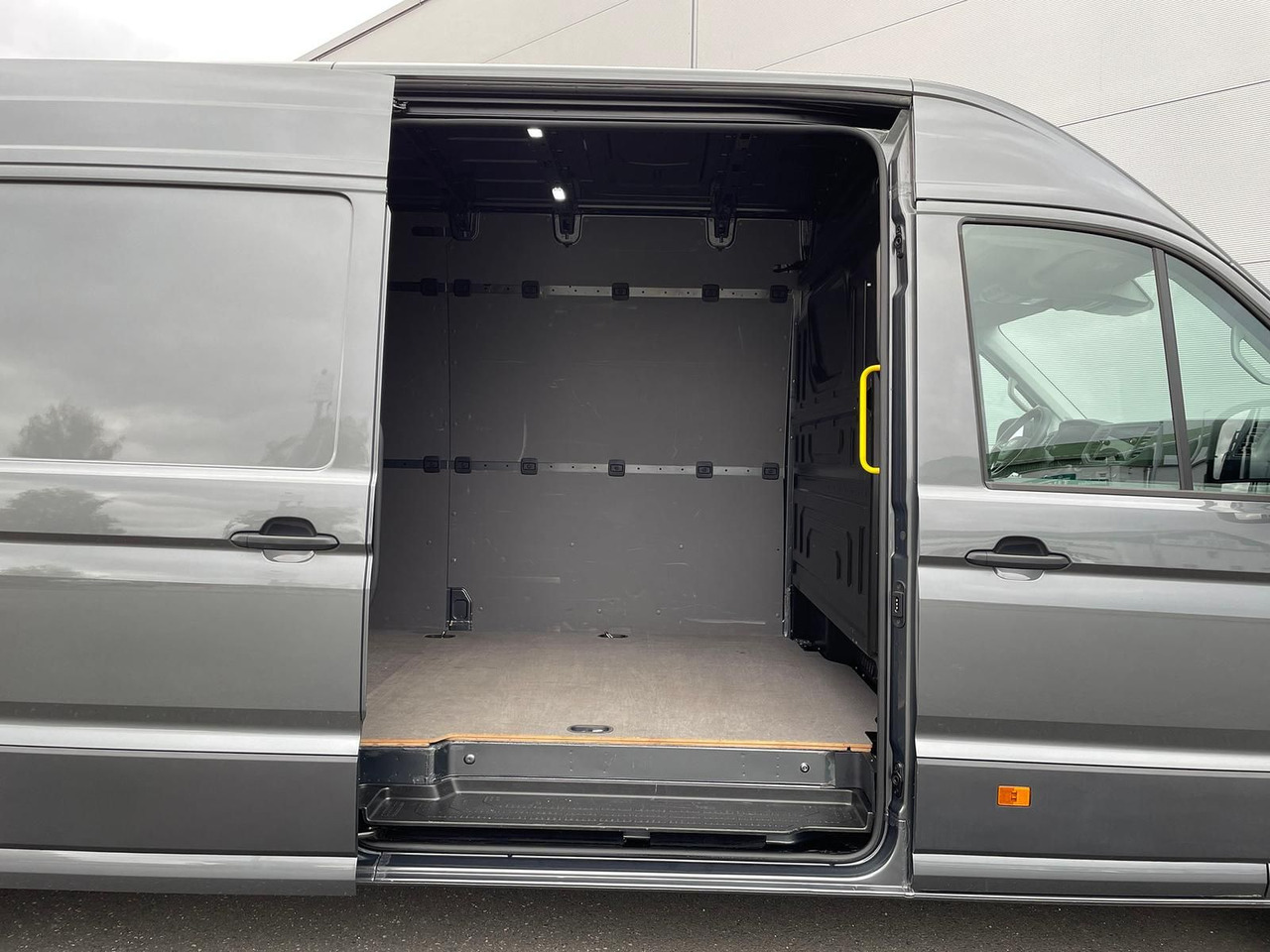 Coche MAN TGE 3.160 L4H3 KASTEN TEMPOMAT AHK SITZHZ DAB: foto 9 Coche MAN TGE 3.160 L4H3 KASTEN TEMPOMAT AHK SITZHZ DAB: foto 9